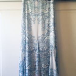 NWT Banana Republic Women’s Pale Blue/White Paisley Skirt Size 4 Retails Over $80!