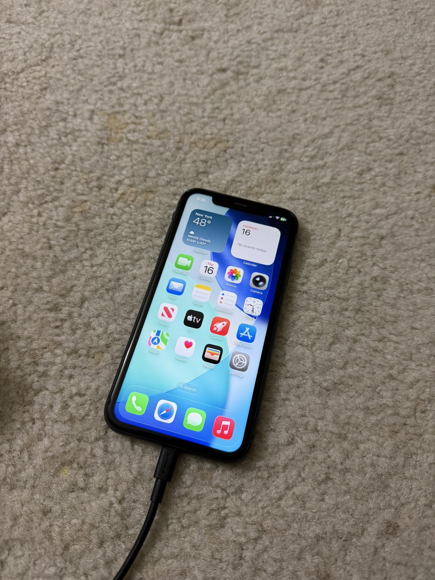Apple iPhone 11 64GB GSM/CDMA Black Unlocked