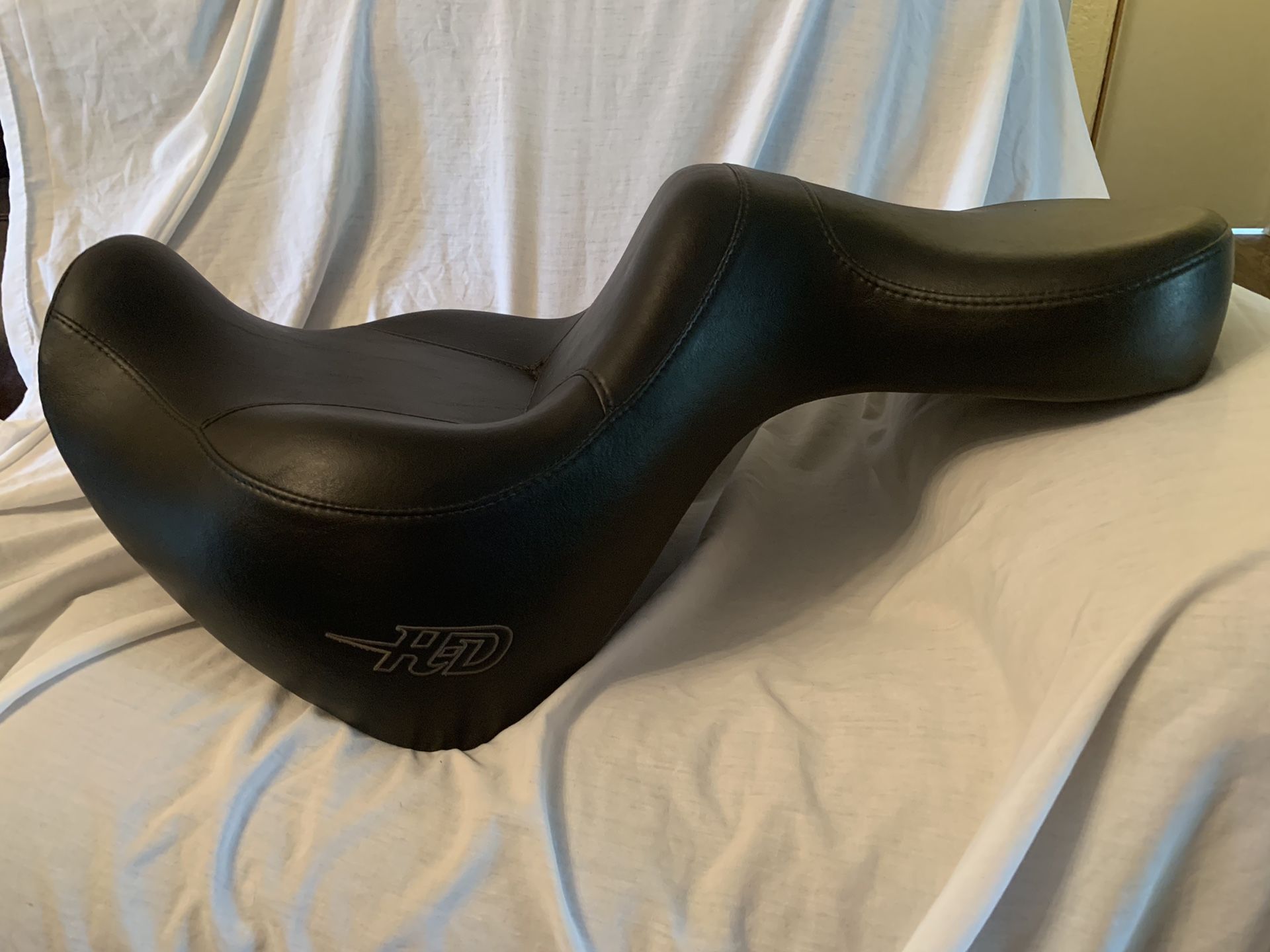 Sundowner Motorcycle Seat