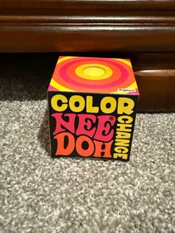Needoh color changing ball