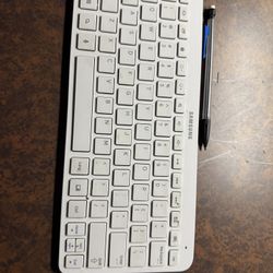 Bluetooth Keyboard Battery Powered