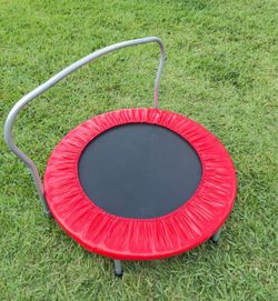 Selling kids trampoline