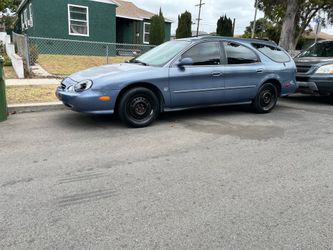 2001 Ford Taurus