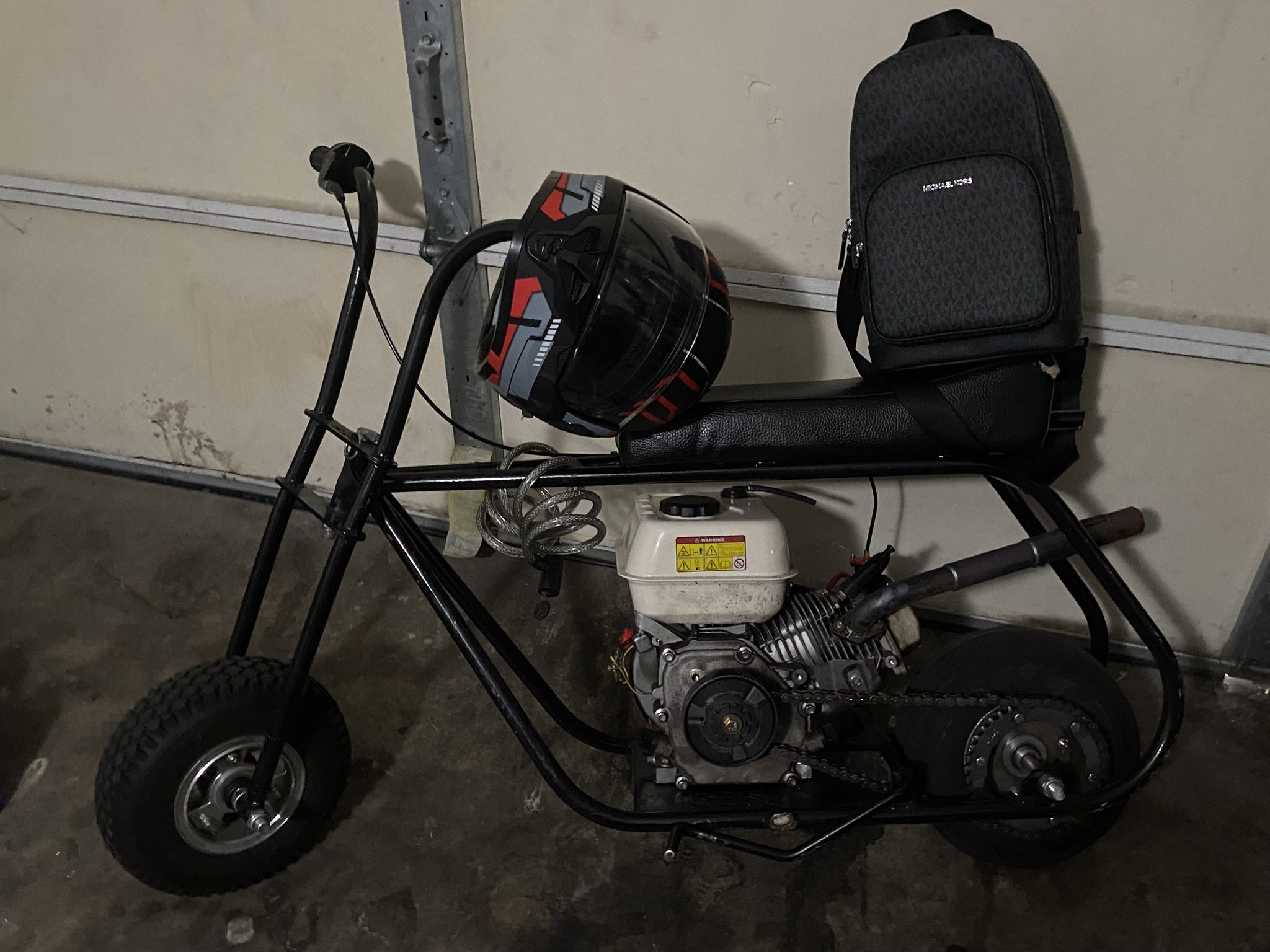 Mini Bike . SHOOT ME A OFFER