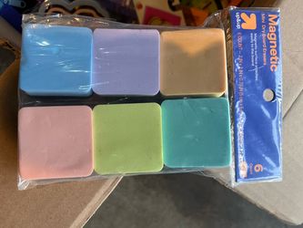 Magnetic mini dry board eraser