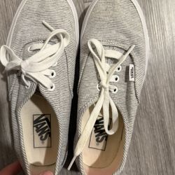 Vans Size 7 Women’s