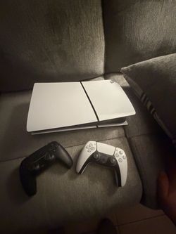 PlayStation 5 Slim Console with Two Controllers DISC
