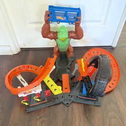 Toys-Hot Wheels Toxic Gorilla
