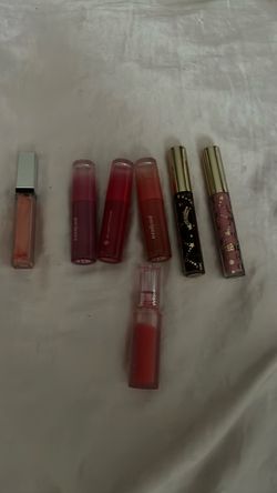 Free lipstick