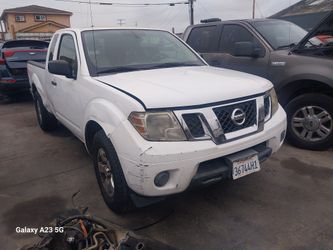2013 Nissan Frontier For Parts 