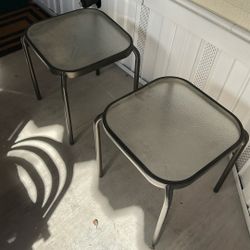 2 Small Tables Size: 18x18