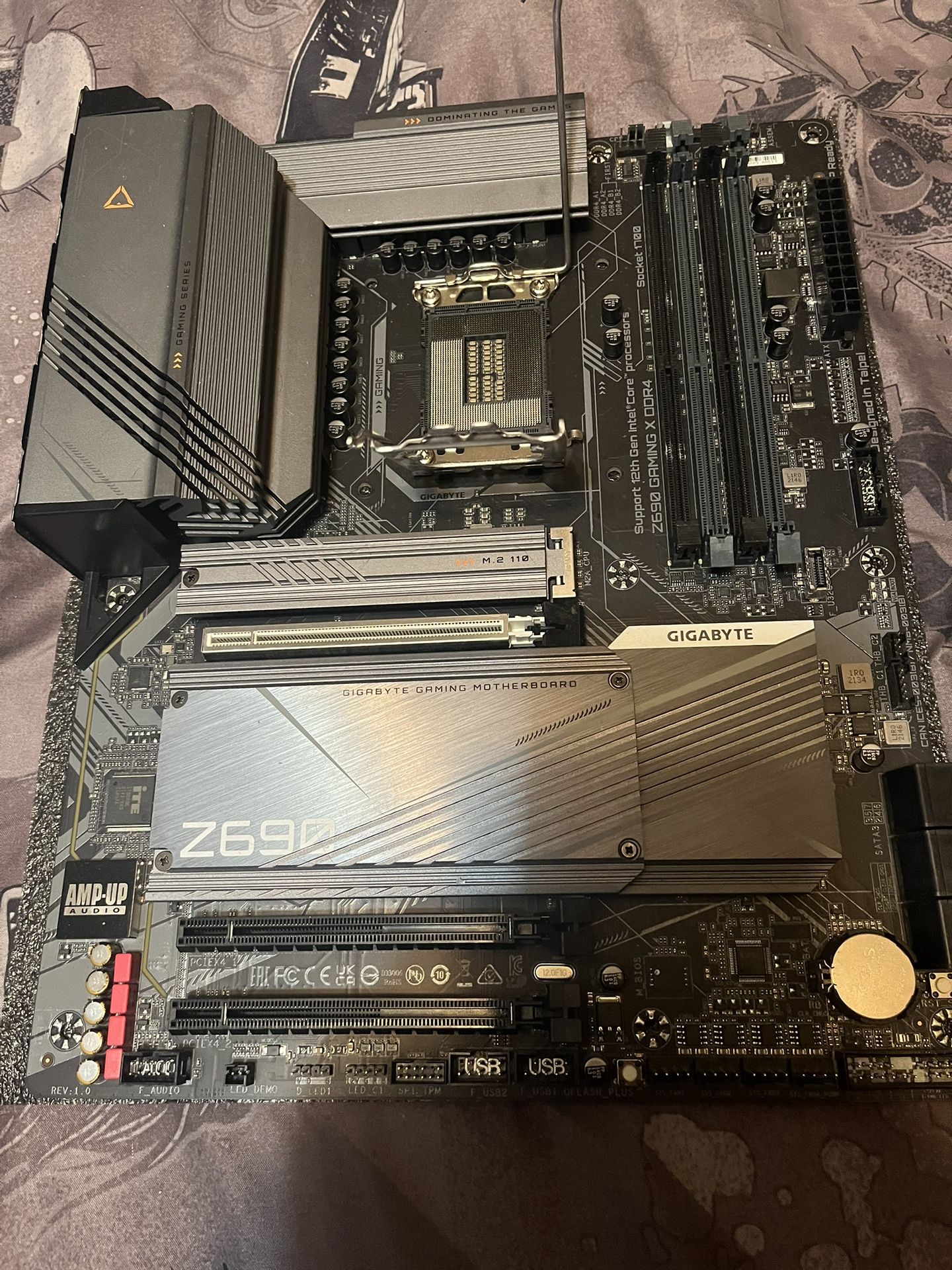 GIGABYTE Z690 Gaming X DDR4 LGA 1700 intel Motherboard