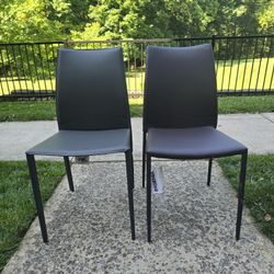 Set of Modern Minimalist Dining Chairs