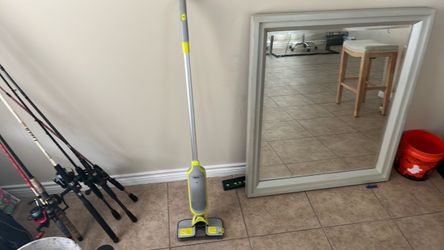 Shark vac