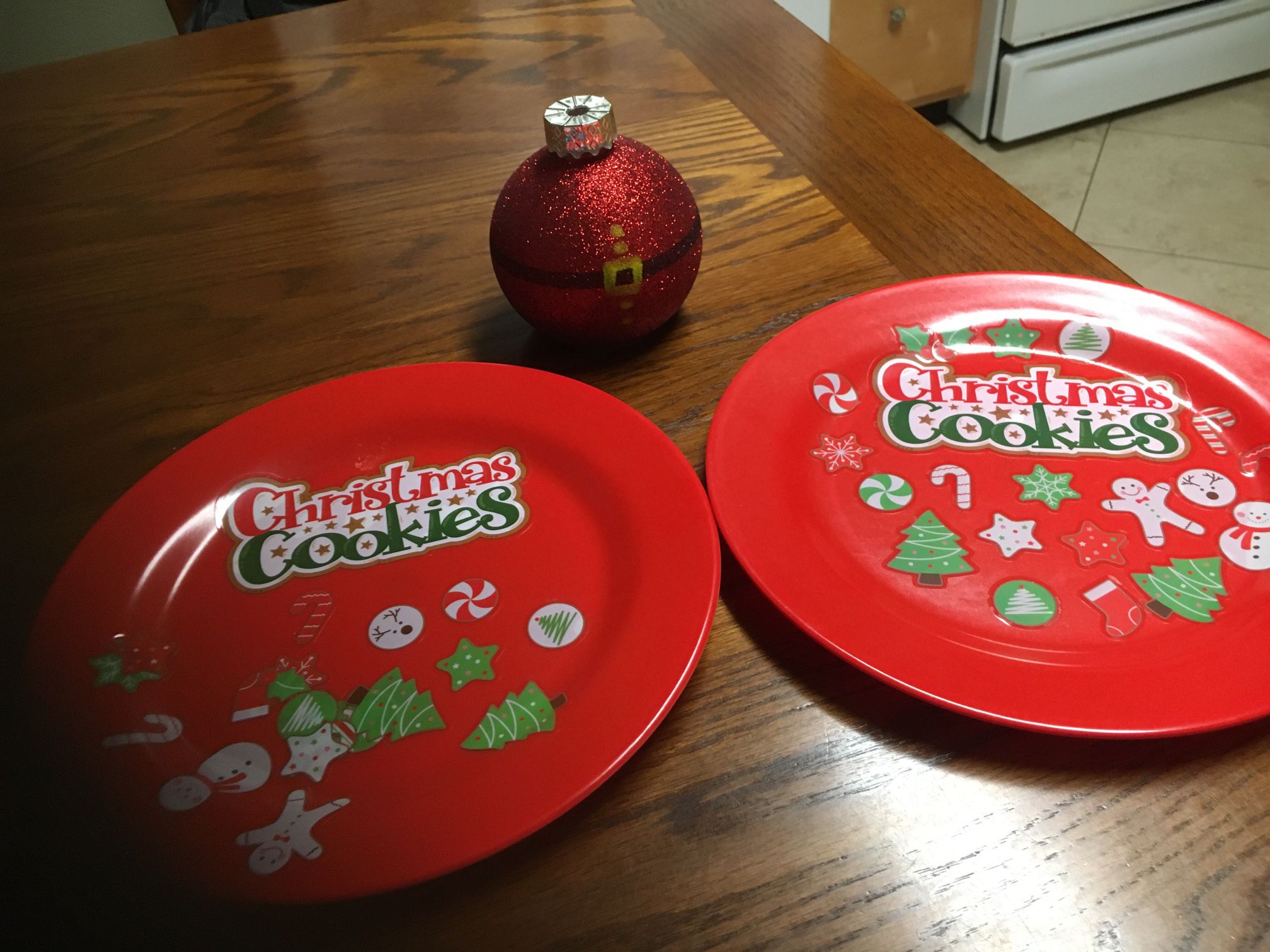 Christmas plates and a ornament