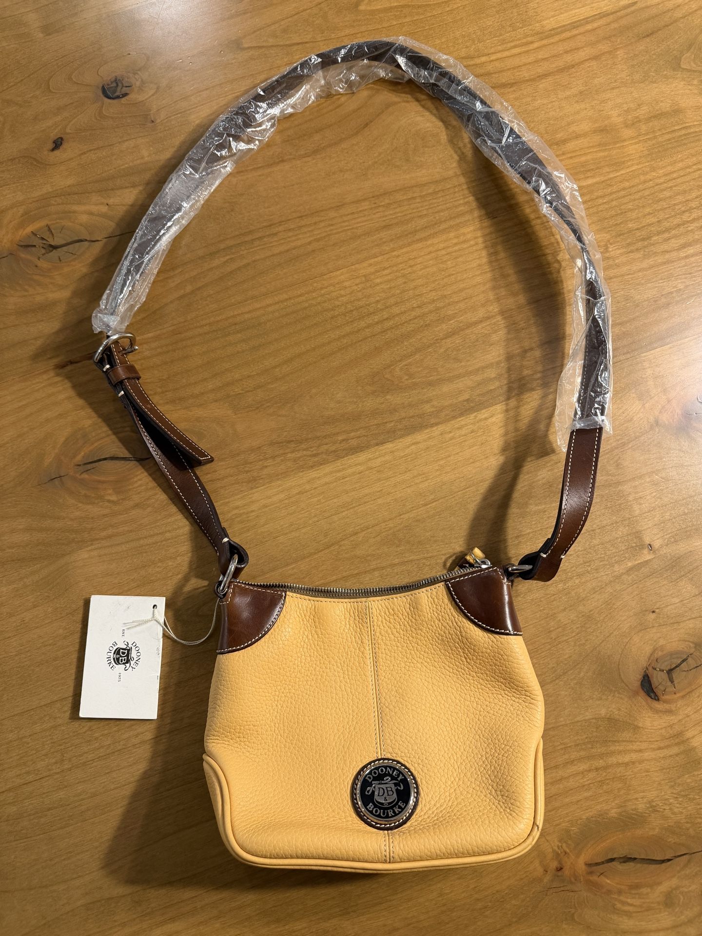 Purse - Dooney & Bourke Small Shoulder Bag