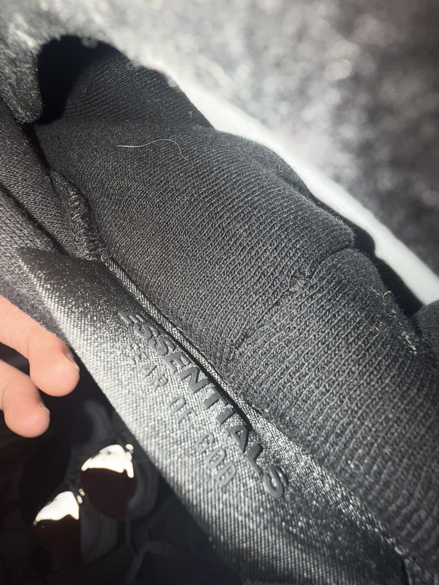 Black & White Essentials Medium