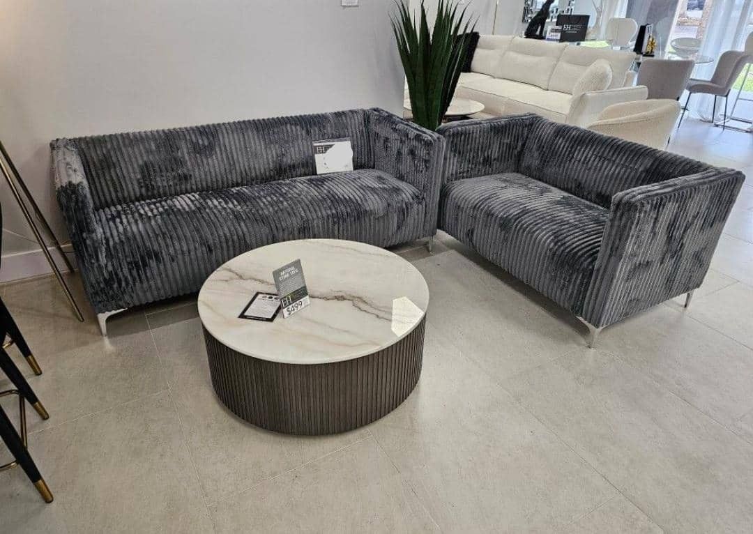 Sofa and Loveseat for sale!!!/ Ask for price. Not free. I speak Spanish.