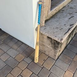 36 in. Louisville Slugger Wood Fungo Bat