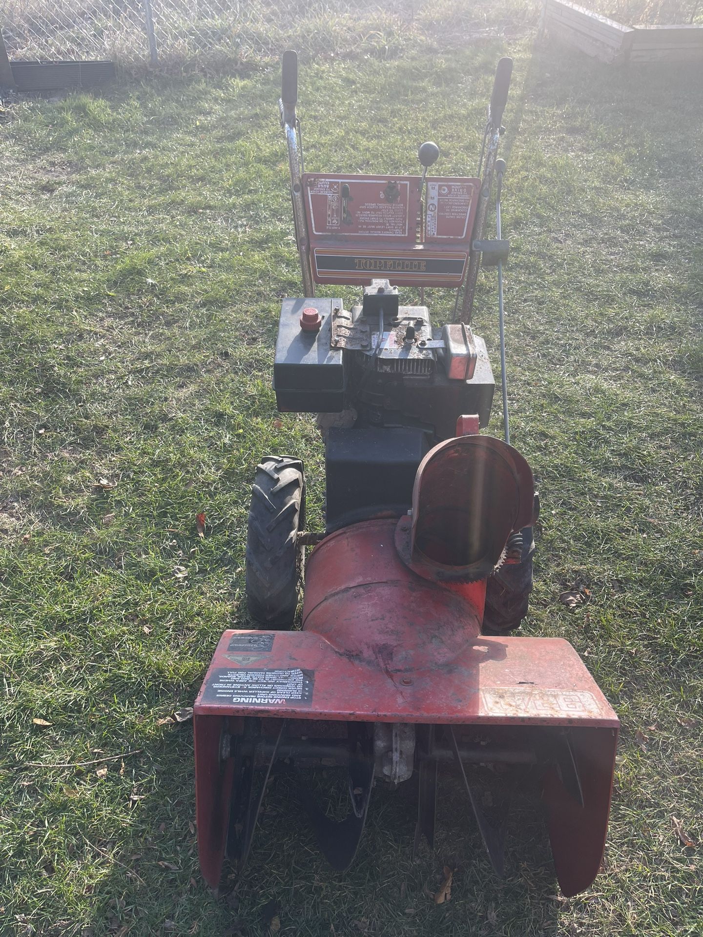 Snow Blower  Top Flite 5/24  Tecumseh Eng., Elec. Start