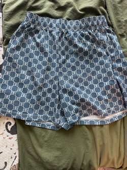 Bravest studio shorts SZ M
