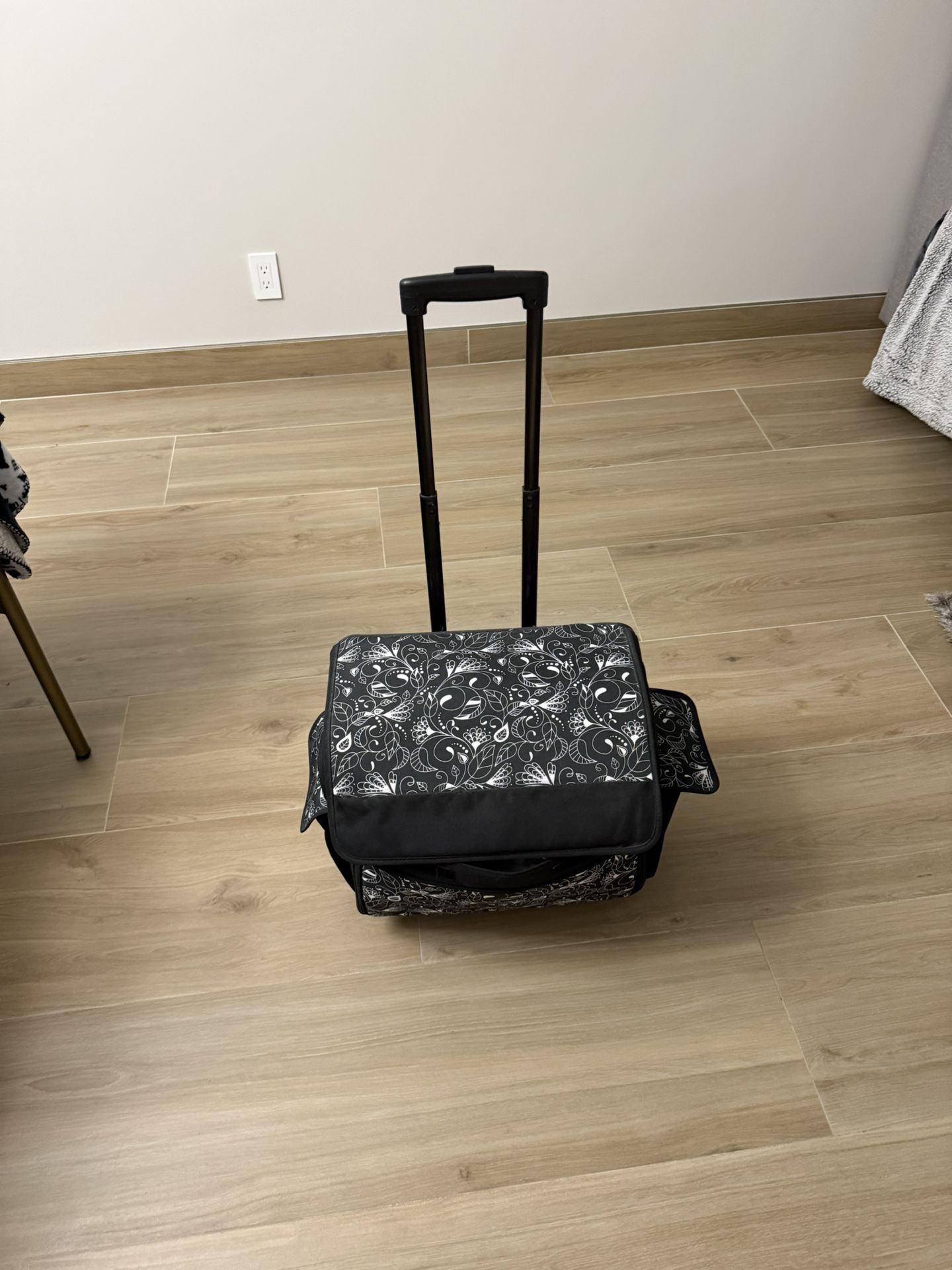 Brother Sewing Machine with the case