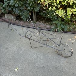 Iron Decoration 