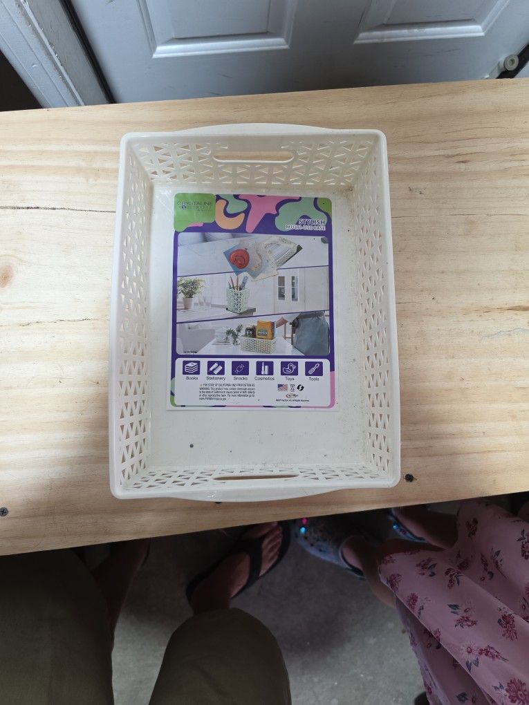 Misc. Art Baskets And Supplies