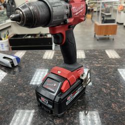 Milwaukee Fuel Brushless Hammer Drill 