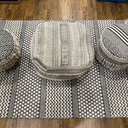 Rug And Footstool Set 