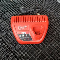 Milwaukee 48-59-2401 M12 Lithium-ion Battery Charger 