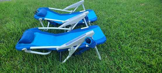 2 backpack beach chairs,foldable,lay flat