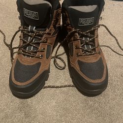 Redhead Everest Hiking Boots