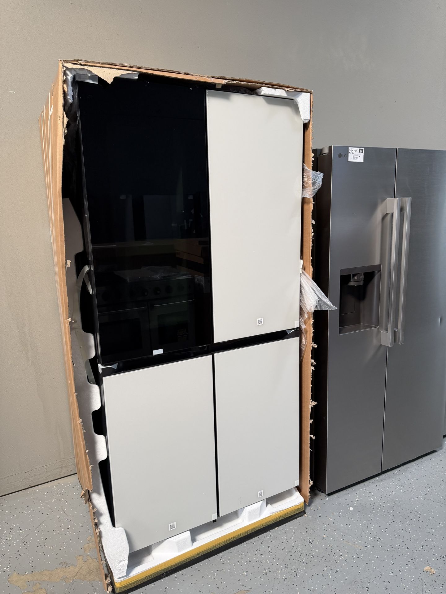 Samsung Flex White Bespoke refrigerator 29 Cu