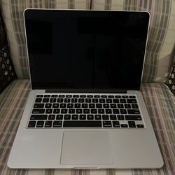 2015 Apple MacBook Pro 13-inch / Dual Core i5/ 8GB/ 256GB SSD. MacOS Monterey.