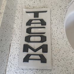 Toyota Tacoma Oem Tailgate Letters