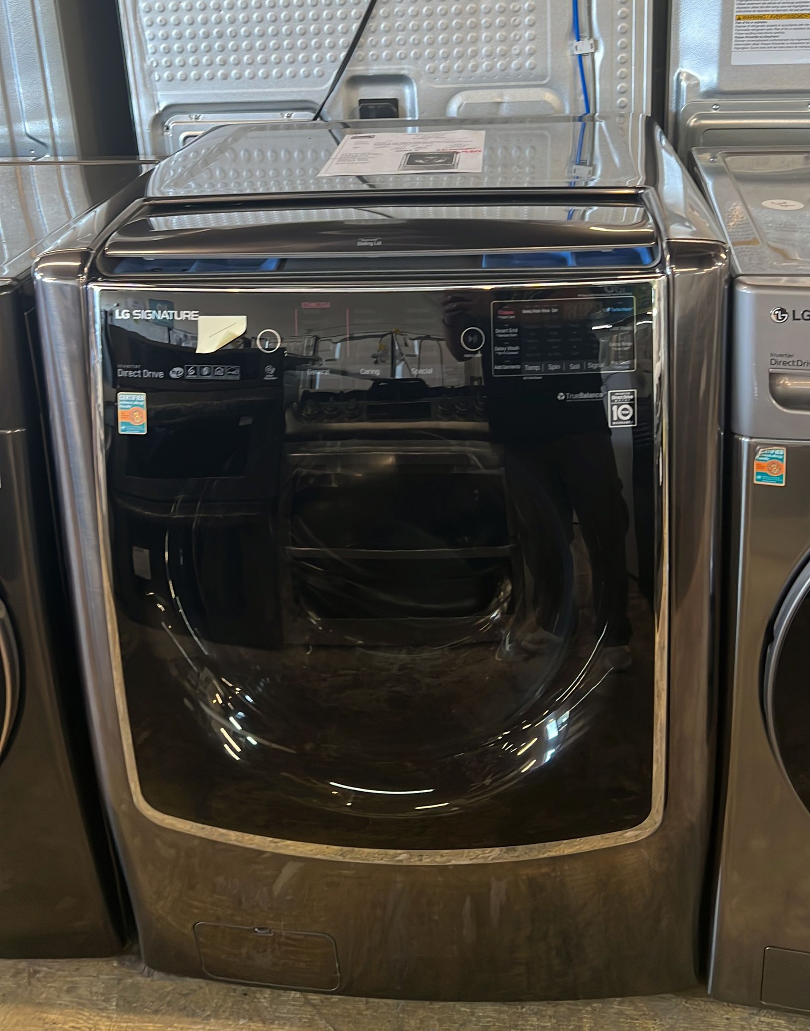 LG Front loader Washer Front Load Washer Stackable for Sale in San Antonio, TX OfferUp