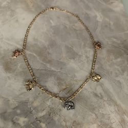 Necklace with elephant pendants in 3 tones