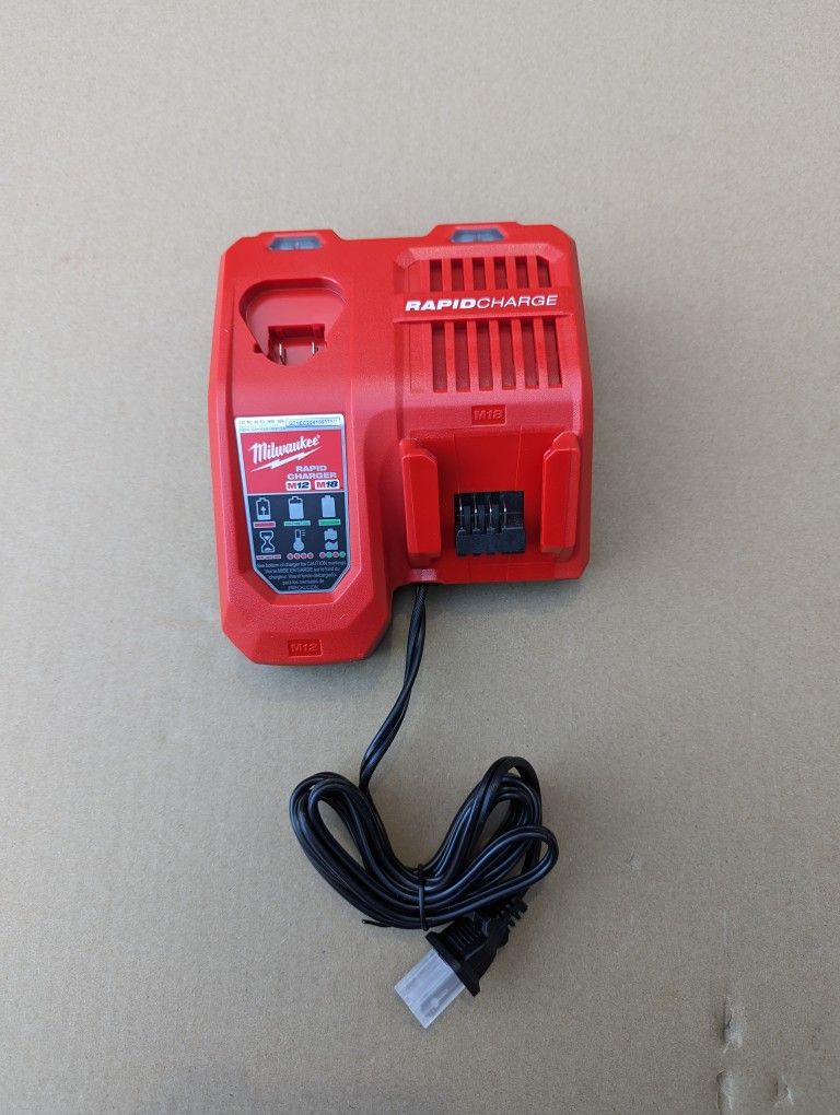 Milwaukee M12/M18 Rapid Charger