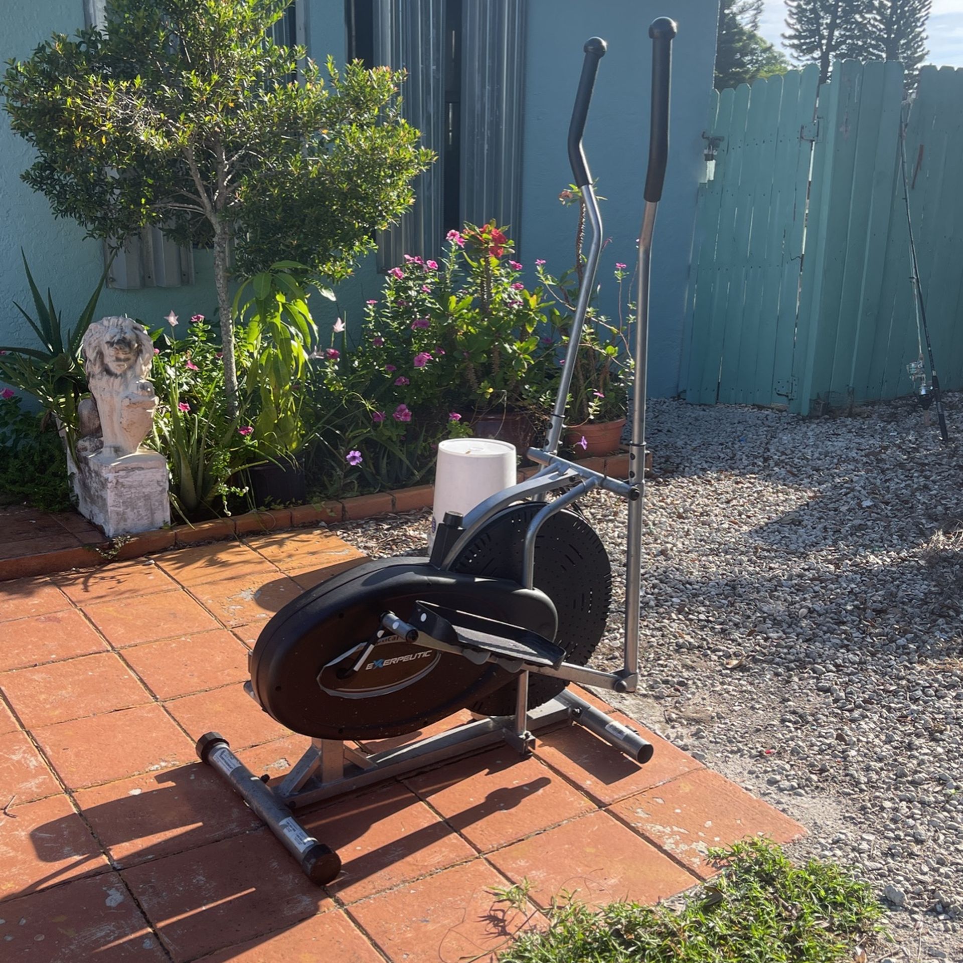 Basic Elliptical Machine