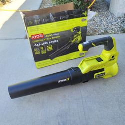 RYOBI
40V 110 MPH 525 CFM Cordless Battery Variable-Speed Jet Fan Leaf Blower (Tool-Only)