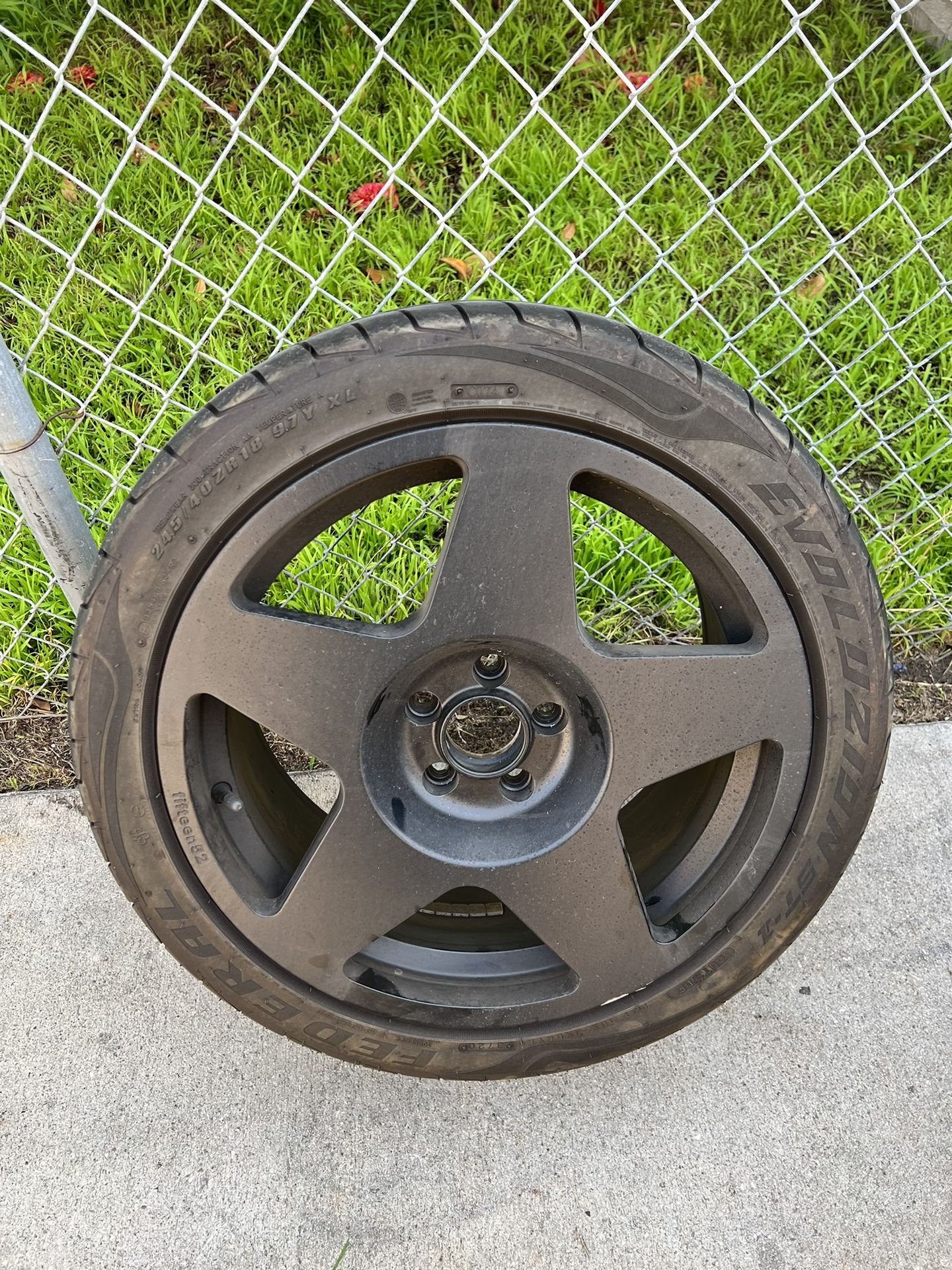 Fifteen Fifty Two Wheels