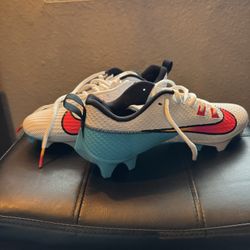 NIKE Youth Football Cleats-READ DESCRIPTIONS 
