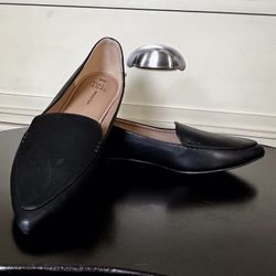 NWOB Time And Tru Flats