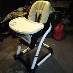 Graco 6 In 1 Adjustable High Chair Used Twice Basically New