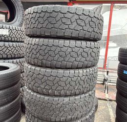 275 65 20 Toyo Open Country Set of 4 Used Super Clean Set