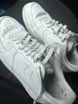 Men Size 9 airforces