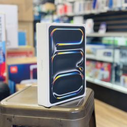 iPad Pro M4 Chip 13 Inch