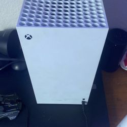 Lightly Used Xbox 