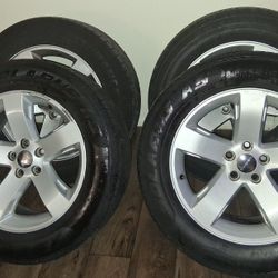 Dodge Challenger Stock Wheels And Tires 235/60R18 Rims And Tires 